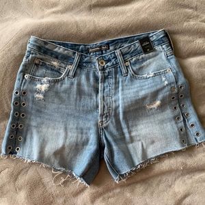 A&F Boyshort Size 25